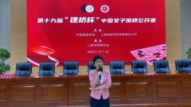 公妇乱淫第1章全文阅读