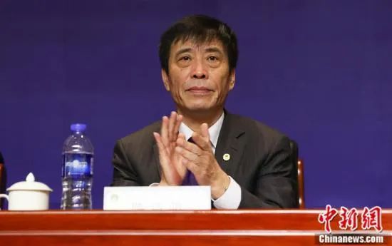 华丽的表妹