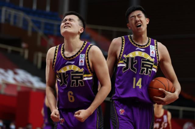 帅主玩帅奴30分钟视频