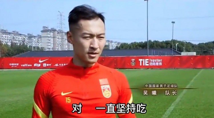 赶集的妇人